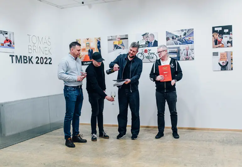 Článek Galerie Valchařská slaví 10 let! 1. Magazín KULTINO* Brno