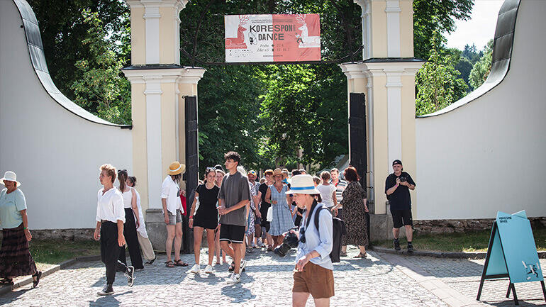 Korespondance 2024, rozhovor s tanečnicí, choreografkou a ředitelkou festivalu KoresponDance Marii Kinsky, magazín KULTINO* Brno