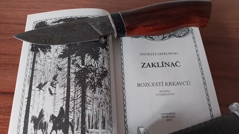 Zaklínač IX.- Rozcestí krkavců, Andrzej Sapkowski, Recenze, magazín KULTINO*Brno