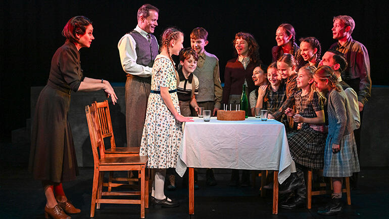 Winton, muzikál, Nicholas Winton, vlaky, děti, dětské transporty, kindertransport, Wintonovy děti, světová premiéra, Petr Gazdík, Marco Salvadori, hudební scéna, *Magazín KULTINO* Brno*