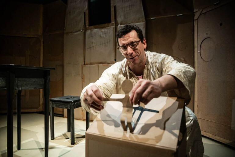 Divadlo Píšu ti, píšu…, loutky, děti, pro děti, Divadlo Radost, Magor, Ivan Martin Jirous, premiéra. KULTINO*