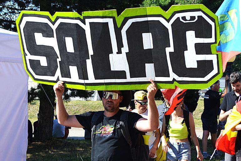 Český motocyklový závodník Filip Salač slaví třetí místo na stupních vítězů ve třídě Moto2 při Velké ceně v Brně. KULTINO*
