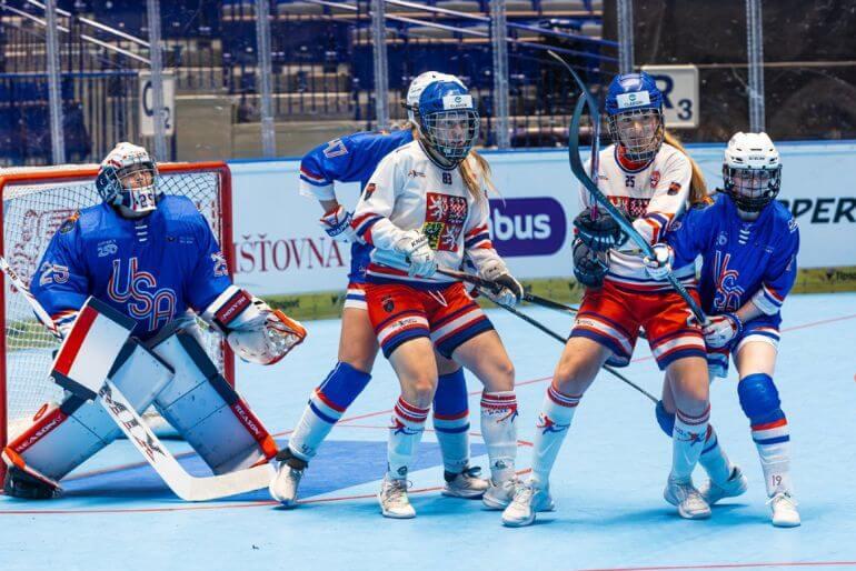 Mistrovství světa v hokejbalu 2026 v Ostravě, česká hokejbalová reprezentace, Jan Čejka, boj o medaile, přímé přenosy na ČT sport. KULTINO*