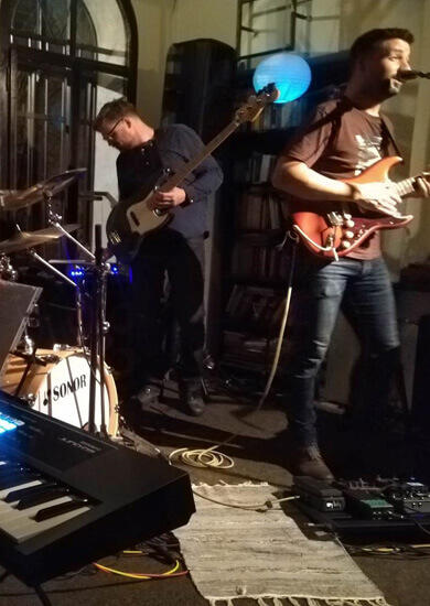 Hudba Tapeheads, Ponava Cafe. Magazín KULTINO* Brno
