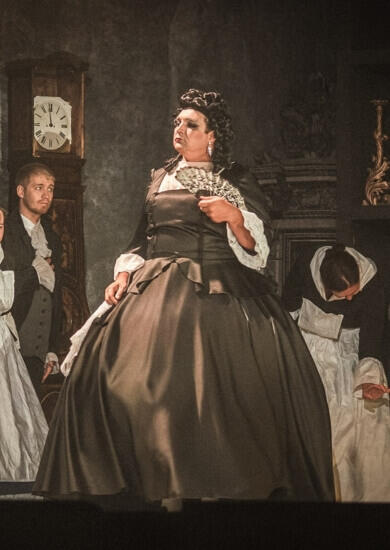 D. Cimarosa / A. Salieri: Tajemství operní dílny - premiéra, Adam Plachetka a Kateřina Kněžíková v Centru Jízdárna Znojmo. KULTINO*