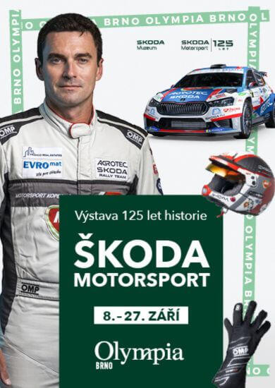 Výstava 125 let Škoda Motorsport se závodními auty a Janem Kopeckým v pasáži nákupního centra Olympia Brno. KULTINO*