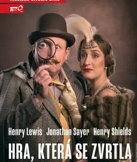 Plakát bláznivé komedie Hra, která se zvrtla v Městském divadle Brno: inspektor s lupou a dáma v kostýmu z dvacátých let. KULTINO*