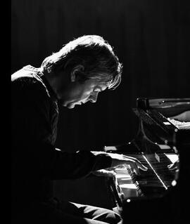 Hudba Klavírní koncert Lorenzo Masotto: Between Silence and Sound, Besední dům. Magazín KULTINO* Brno