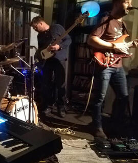 Hudba Tapeheads, Ponava Cafe. Magazín KULTINO* Brno