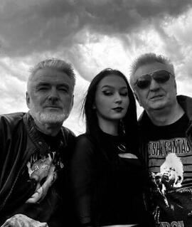 Koncert legendární české goticko-rockové kapely XIII. století s frontmanem Petrem Štěpánem a support kapelou STOKER. KULTINO*