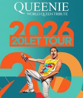 Jubilejní rockový koncert kapely QUEENIE v rámci 20 let Tour 2026, zpěvák Michael Kluch v roli Freddieho Mercuryho předvádí stadionovou show s hity Queen. KULTINO*