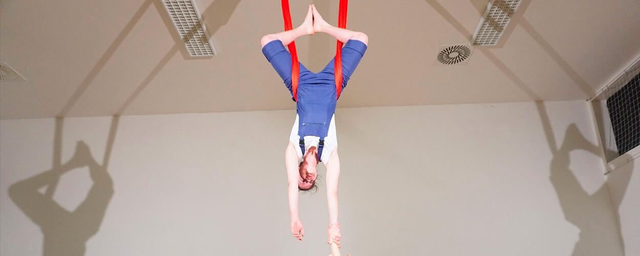 cirkus Freš Manéž, magazín KULT* Brno