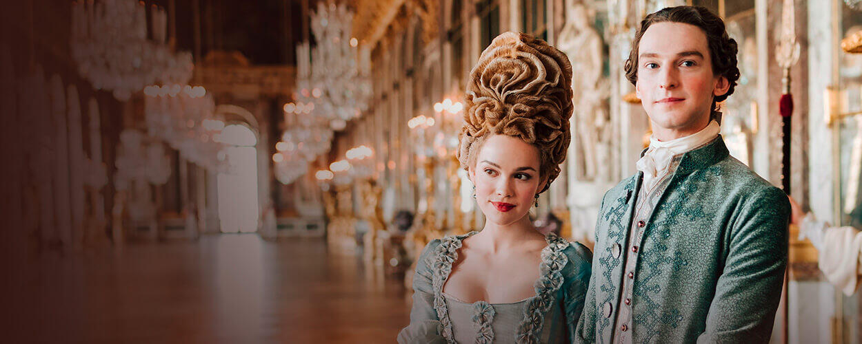 Marie Antoinetta, seriál, recenze, Pete Travis, Deborah Davis, Emilia Schüler, magazín KULT*
