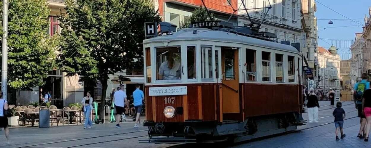 Historická tramvaj v Brně. Magazín Kultino* Brno