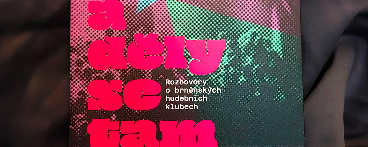 A děly se tam věci, Iva Báňová Šišperová, Zbyněk Hanko, knižní recenze, magazín KULTINO*Brno
