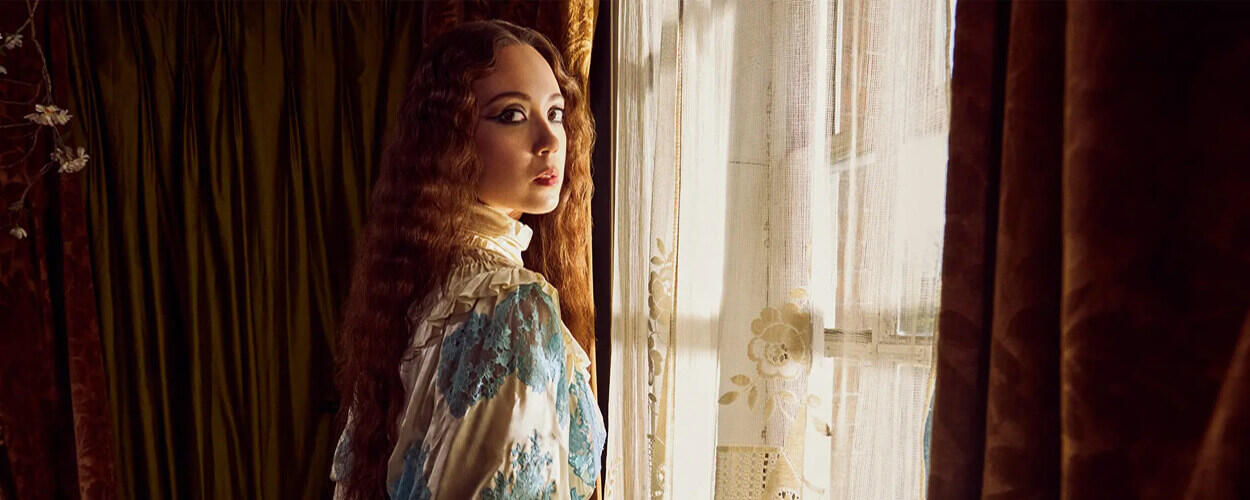 Recenze Laufey – A Matter of Time: Jazz od mladé muzikantky pro mladé posluchače. Magazín KULTINO* Brno