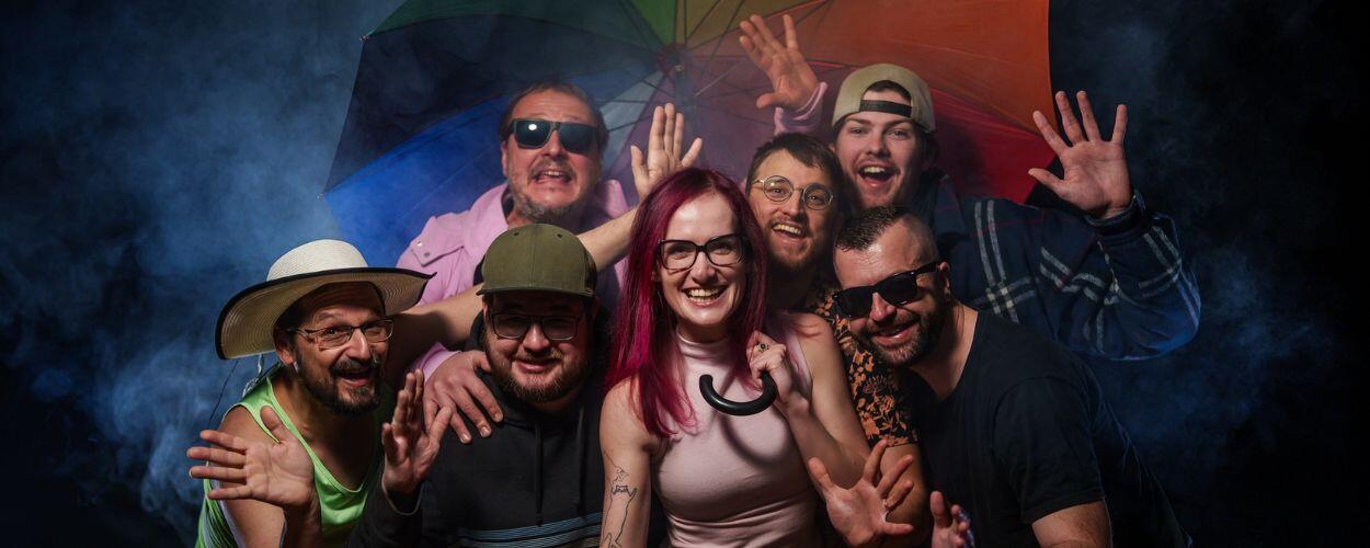 BrněnSKA párty, koncert skupin Rumaska, V3Ska a Definitivní Ententýk v klub Unleaded Coffee Brno. KULTINO*