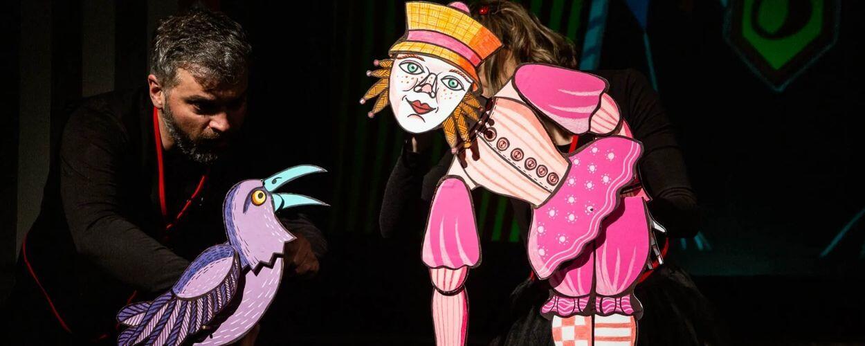 Malá čarodějnice, Otfried Preußler, loutky, děti, pro děti, Divadlo Radost, havran, kouzla, Abraxas, premiéra. KULTINO*