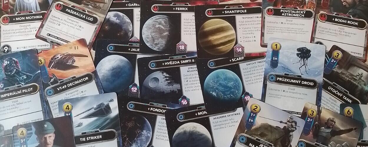 Karetní desková hra Star Wars: The Deckbuilding Game – Povstalci a Impérium – Posily od Asmodee CZ, zobrazující nové karty misí, planet a postav jako Thrawn nebo Ezra Bridger. KULTINO*