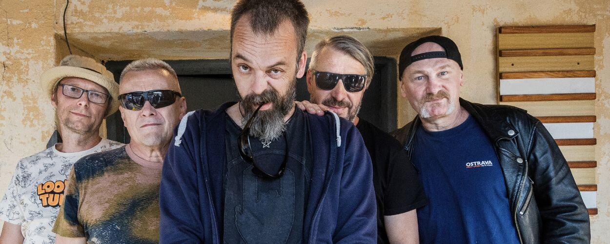 Funkrocková kapela Narvan míří 7. listopadu 2026 do brněnského Metro Music Baru. KULTINO*