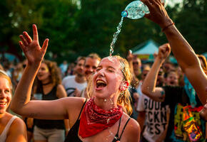 Jak se psychicky připravit na festival, magazín Kult* Brno