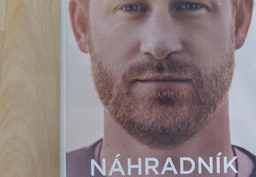 Náhradník,  Princ Harry, Práh, recenze, magazín KULT* Brno