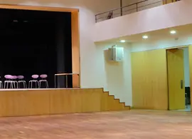 Výdejní místo magazín KULT* v KC Semilasso Brno, hudba koncert sál