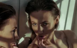 Martina Hekerová, herečka, modelka, jazzová zpěvačka, textařka a houslistka. Magazín KULT* Brno