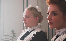 Služka, Hana Lasicová, recenze, film,  Dana Droppová, Radka Caldová, Vica Kerekes, Zuzana Mauréry, Aňa Geislerová, Karel Dobrý, magazín KULT* Brno