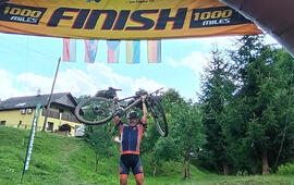 Extrémní cyklistický závod 1000miles Adventure. Šéfredaktor Magazínu KULT* Radek Holík. zhubnout. Magazínu KULT* Brno