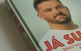 Recenze Pohled do duše fotbalového šoumena, nakladatelství XYZ. Magazín KULTINO* Brno