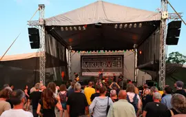 Dvacátý ročník hudebního festivalu MikuLOVE, Hudba, Magazín KULTINO* Brno