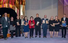 Společné foto z udílení cen Magnesia Litera, magazín KULTINO* Brno