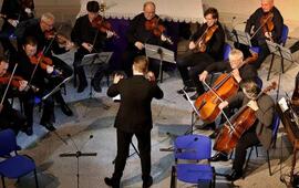Czech Virtuosi na zámku Slavkov, Mozart, Mendelssohn. Magazín Kultino Brno.