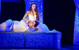 Manon Lescaut, Vítězslav Nezval, Biskupský dvůr, premiéra, Městské divadlo Brno, open air, Barbora Slaninová, Martin Mihál, Stanislav Moša, *Magazín KULTINO* Brno*