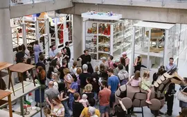 Otevřený depozitář v Brně-Řečkovicích. Magazín Kultino Brno.