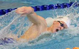 Plavec Adam Hlobeň při závodě na 200 m volným způsobem na Velké ceně Brna v plavání 2019. KULTINO*